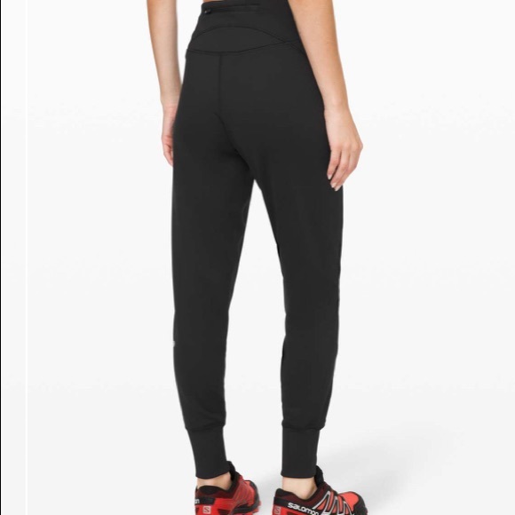 Lululemon Flurry Up High-Rise Jogger - Black - Picture 9 of 11